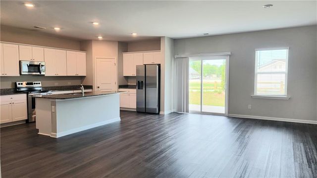 17 Wynn Way, Pendergrass, GA 30567