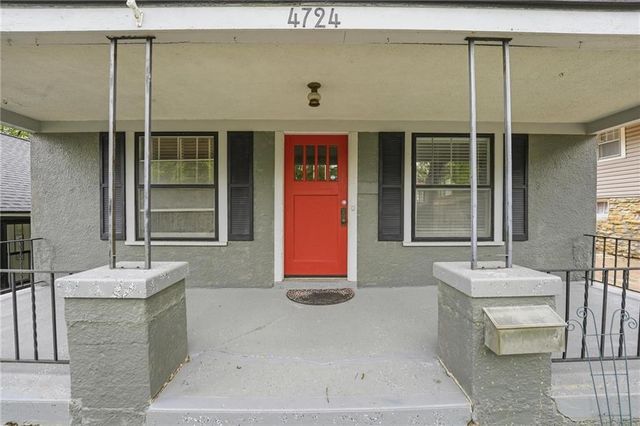 4724 Fairmount Avenue, Kansas City, MO 64112