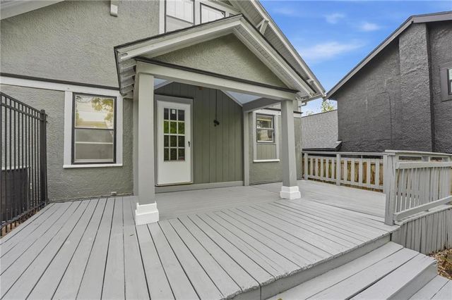 4724 Fairmount Avenue, Kansas City, MO 64112