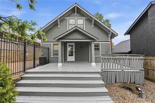 4724 Fairmount Avenue, Kansas City, MO 64112