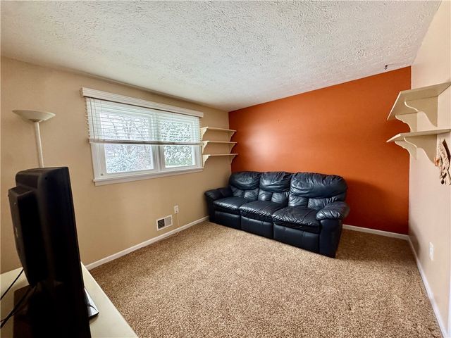 53 Armstrong Avenue, Irondequoit, NY 14617