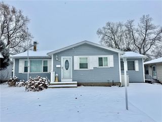 53 Armstrong Avenue, Irondequoit, NY 14617