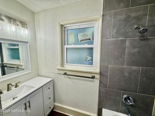 1130 E 16TH Street, Jacksonville, FL 32206