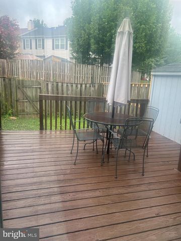 4 HARBERT CT, Sterling, VA 20165
