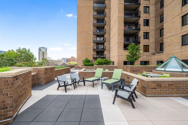 110 1st Avenue NE F704, Minneapolis, MN 55413