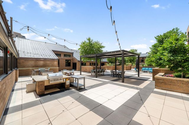 110 1st Avenue NE F704, Minneapolis, MN 55413