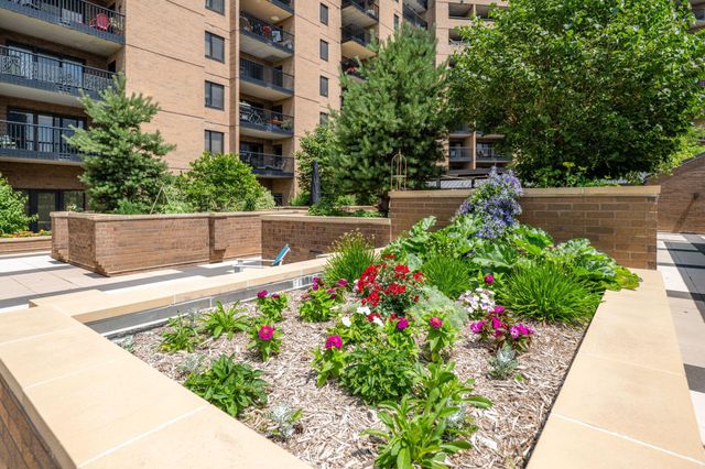 110 1st Avenue NE F704, Minneapolis, MN 55413