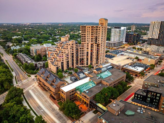 110 1st Avenue NE F704, Minneapolis, MN 55413