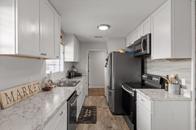 4655 Sable Drive, Chattanooga, TN 37416