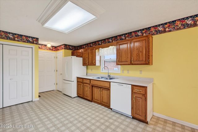 213 Winding Way, Shelbyville, KY 40065