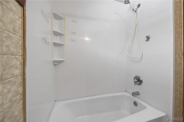 1079 98th Street, Niagara Falls, NY 14304