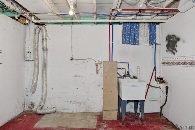 1079 98th Street, Niagara Falls, NY 14304