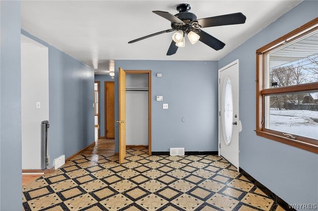 1079 98th Street, Niagara Falls, NY 14304