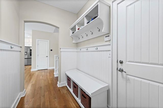 7853 N Kirkwood Avenue, Kansas City, MO 64151