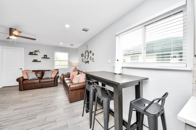 834 Ellington Street, Houston, TX 77088