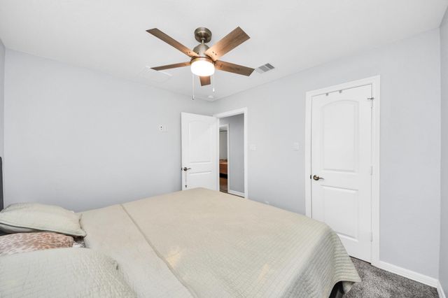 834 Ellington Street, Houston, TX 77088