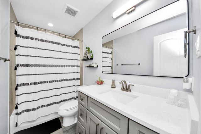 834 Ellington Street, Houston, TX 77088