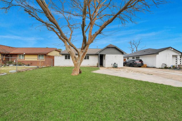 834 Ellington Street, Houston, TX 77088