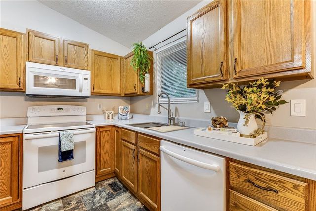 6411 N Ulysses, Park City, KS 67219