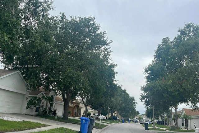 12603 Midpointe Dr, Riverview, FL 33578