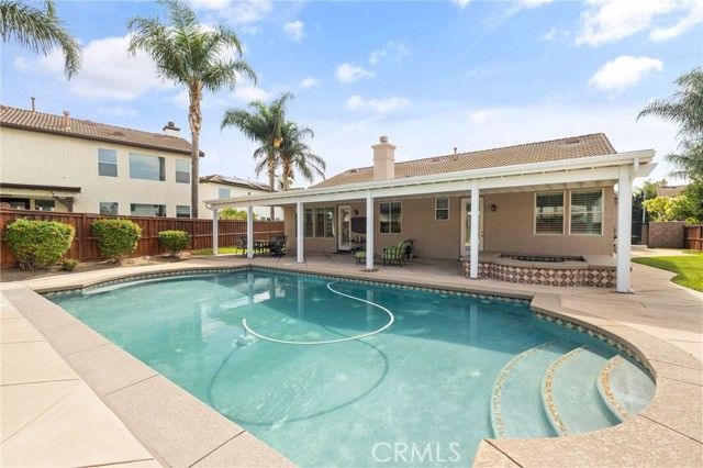 13512 Aspen Leaf Lane, Eastvale, CA 92880