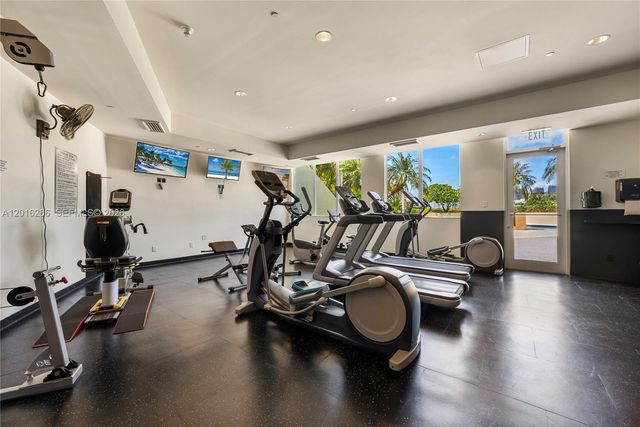 2475 Brickell Ave 2206, Miami, FL 33129
