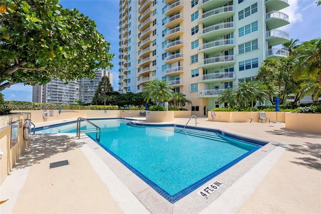 2475 Brickell Ave 2206, Miami, FL 33129