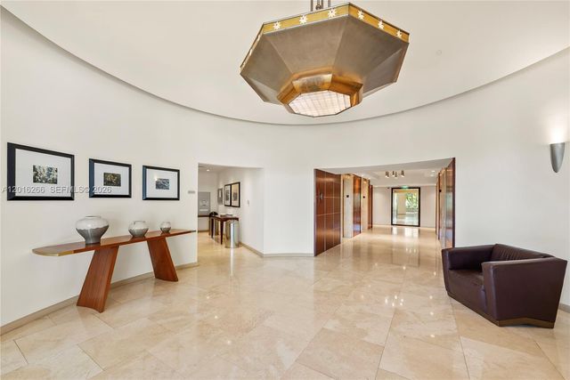 2475 Brickell Ave 2206, Miami, FL 33129