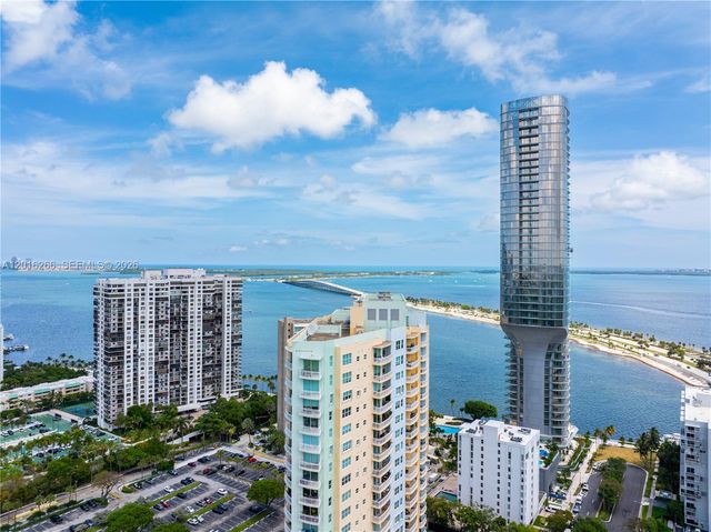 2475 Brickell Ave 2206, Miami, FL 33129