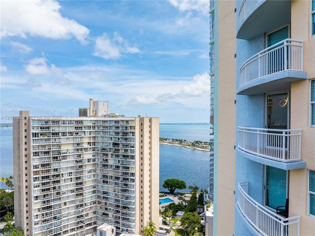 2475 Brickell Ave 2206, Miami, FL 33129