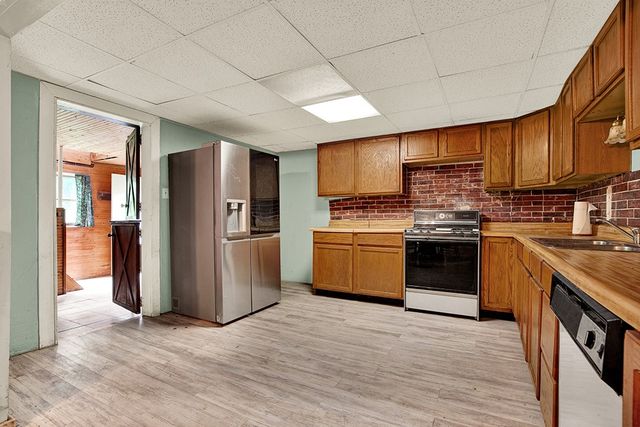 280 Rte 356, Washington Twp, PA 15613