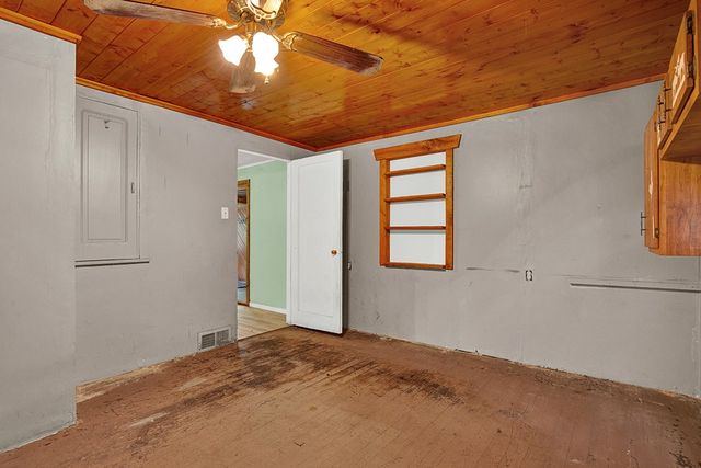 280 Rte 356, Washington Twp, PA 15613