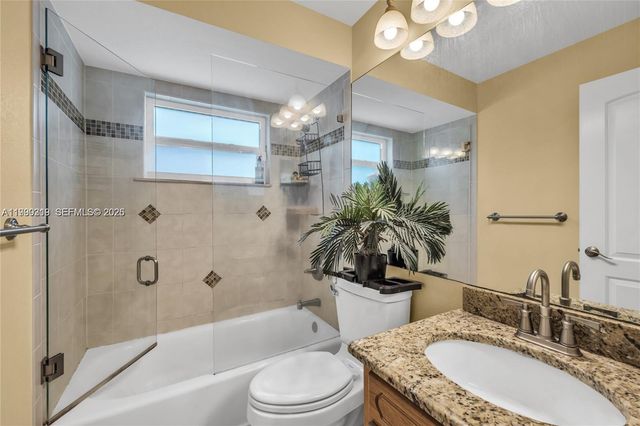 4332 NW 120th Ln, Sunrise, FL 33323