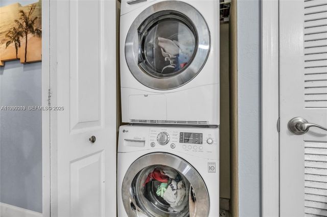 4332 NW 120th Ln, Sunrise, FL 33323