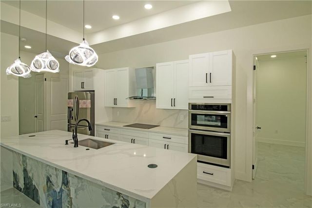 2915 49th ST W, Lehigh Acres, FL 33971