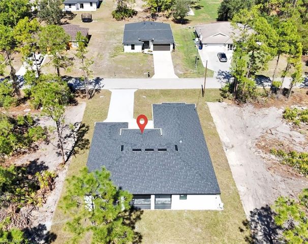 2915 49th ST W, Lehigh Acres, FL 33971