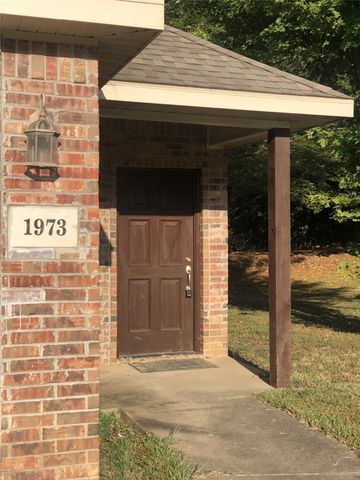 1973 E Peppervine Drive, Fayetteville, AR 72701