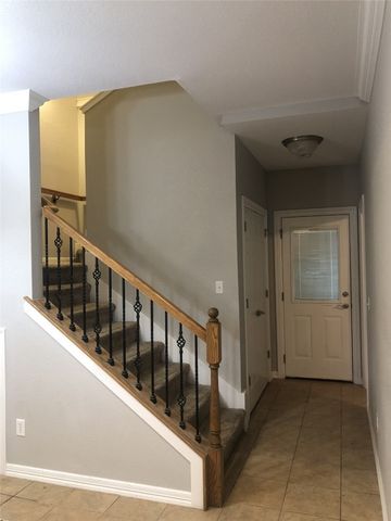 1973 E Peppervine Drive, Fayetteville, AR 72701