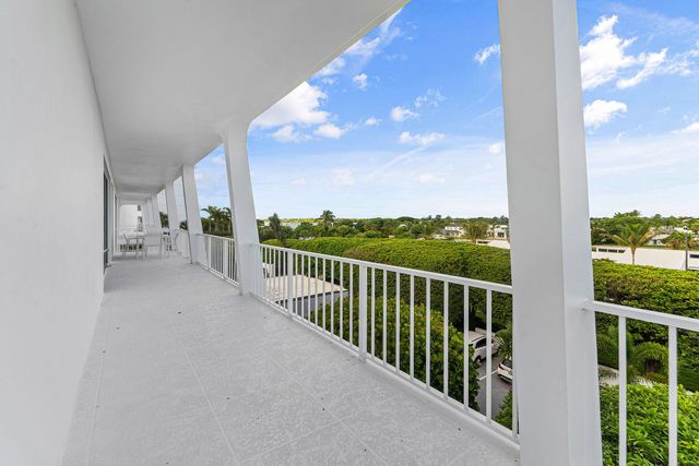 2275 S OCEAN Boulevard 309A, Palm Beach, FL 33480