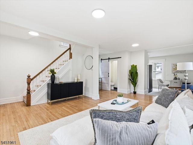 56 Prospect St, Bloomfield Twp., NJ 07003