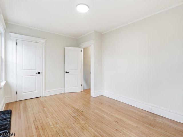 56 Prospect St, Bloomfield Twp., NJ 07003