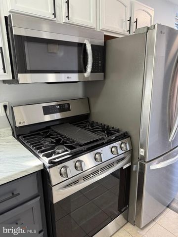 1048 SOUTH ST #2ND, Philadelphia, PA 19147