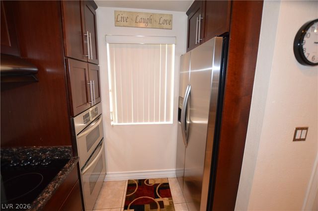 270 East FLAMINGO Road 328, Las Vegas, NV 89169