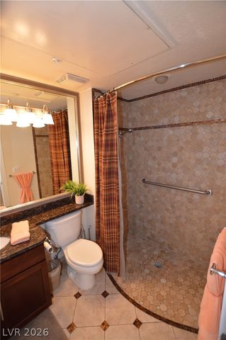 270 East FLAMINGO Road 328, Las Vegas, NV 89169