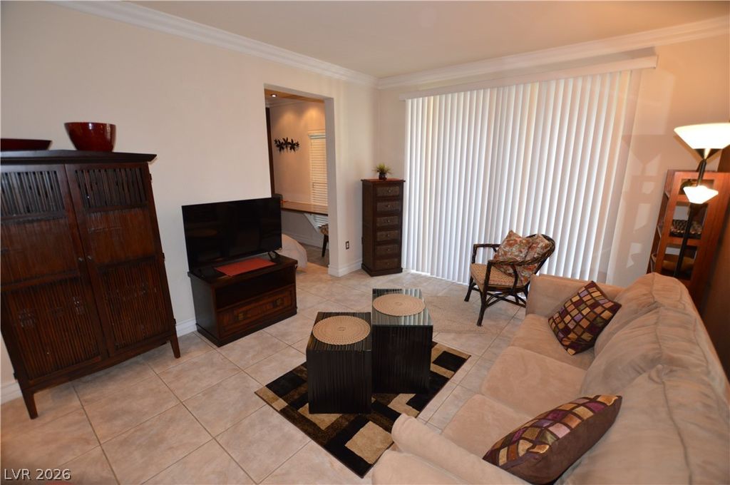 270 East FLAMINGO Road 328, Las Vegas, NV 89169