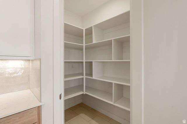 2433 PATRICIA DR, Santa Clara, UT 84765