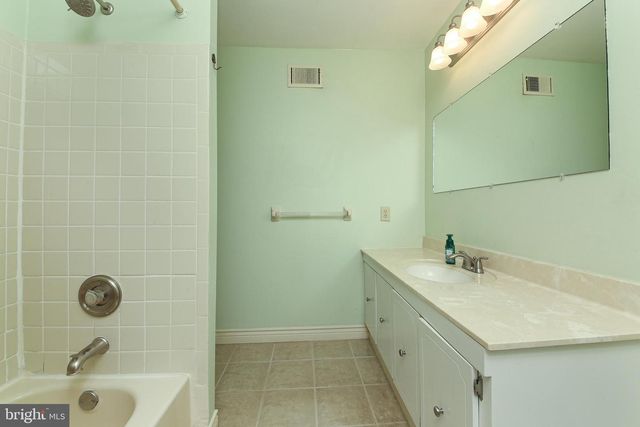 20 CITADEL CIR, Chalfont, PA 18914