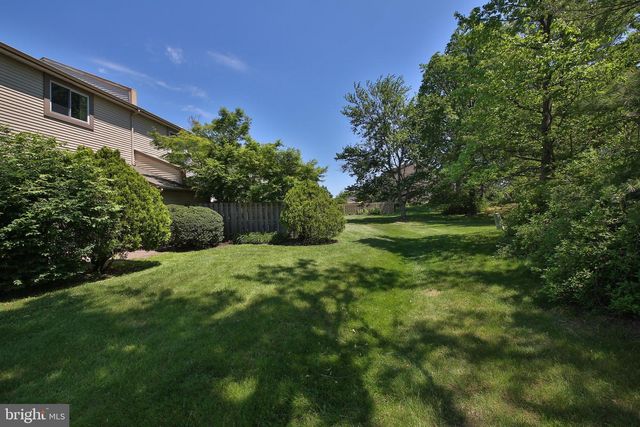 20 CITADEL CIR, Chalfont, PA 18914