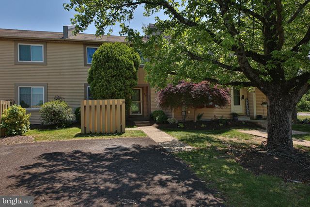 20 CITADEL CIR, Chalfont, PA 18914