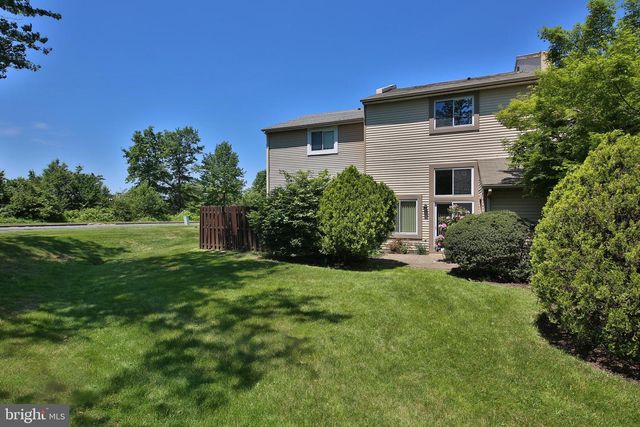 20 CITADEL CIR, Chalfont, PA 18914
